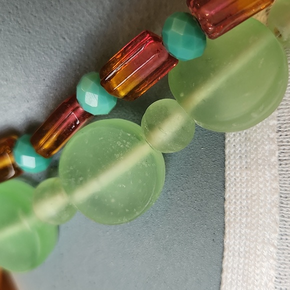 Double strand necklace with signed pendant pin. - Picture 3 of 6